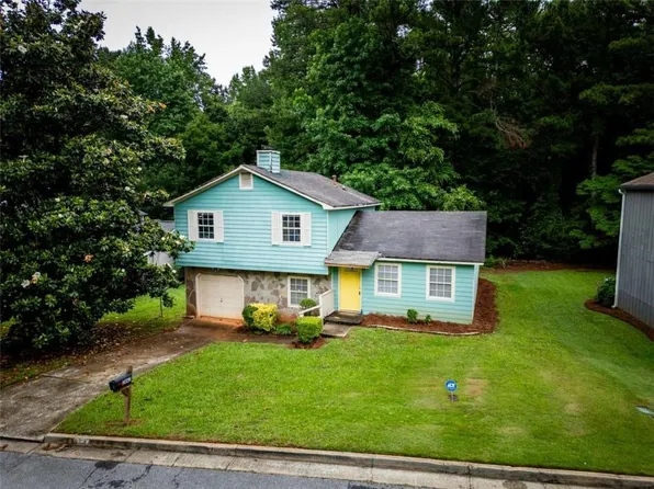 2042 Mallard Way, Lithonia, GA 30058