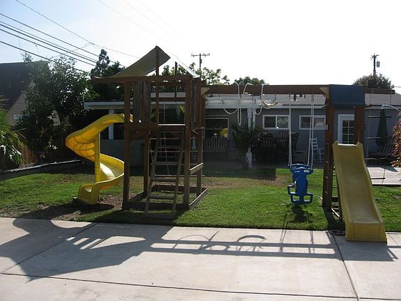 large backyard with RV acess