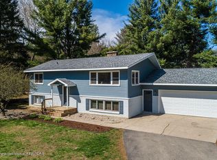 736 W Dexter Trl, Mason, MI 48854