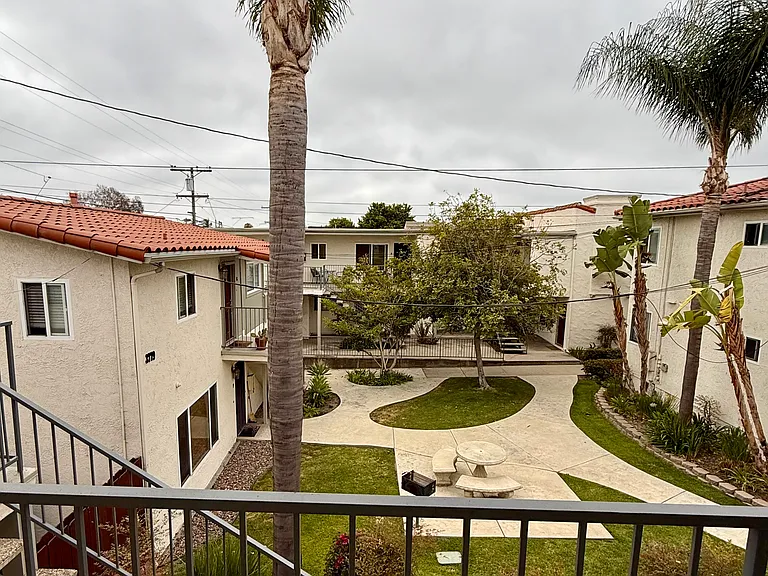 3783 Wilson Ave #F — Photo 18