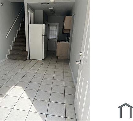 1st image of 1830 N Fitzhugh Ave APT C