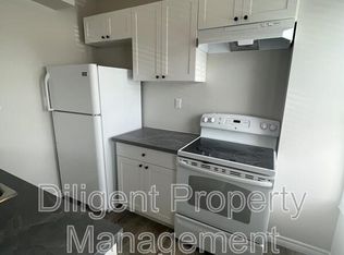 164 Stewart St, Peterborough, ON K9J3M5