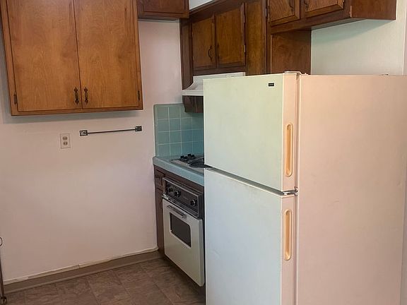 5th image of 2618 F St APT 5