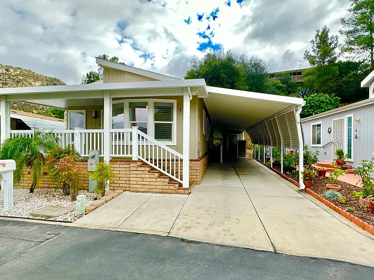 8975 Lawrence Welk Dr #183 — Photo 37