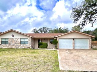 109 Oak Ridge Dr, Kerrville, TX 78028