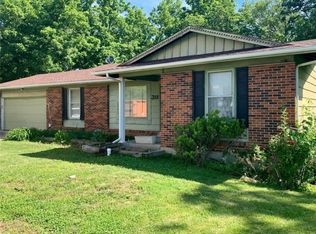 311 Roanoke Dr, Warrenton, MO 63383