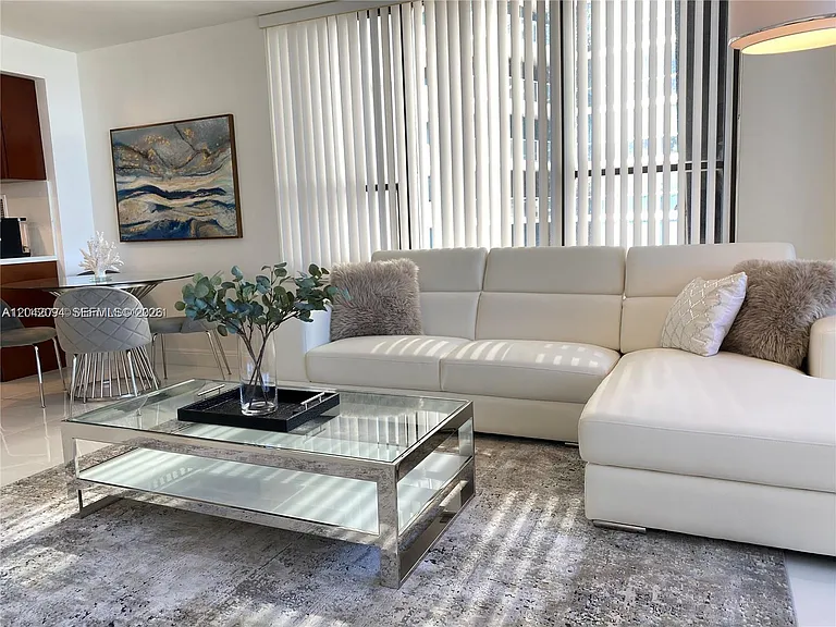 3505 S Ocean Dr #606 — Photo 8