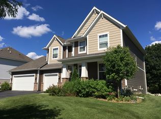 240 Liberty Heights Dr, Chaska, MN 55318