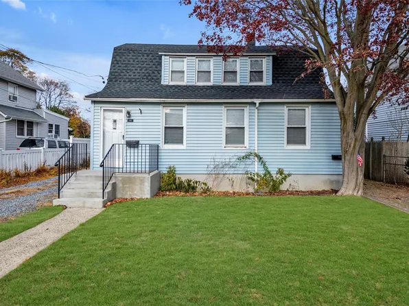 108 Linden Street, Bellmore, NY 11710