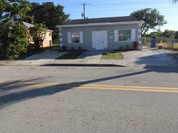 765 W 1st Street, Riviera Beach, FL 33404