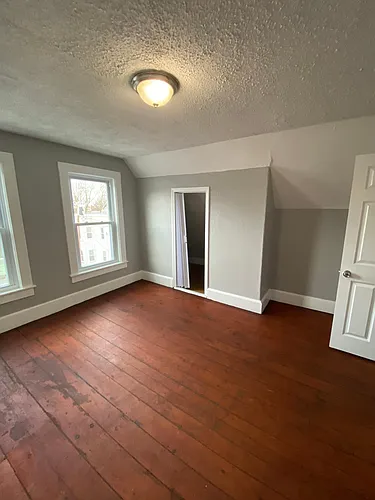 146 Charles St Photo 1