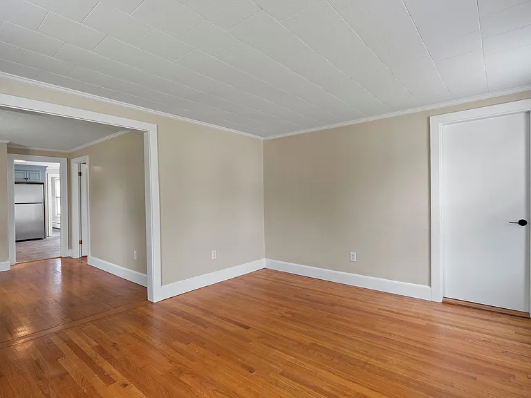 431 Northeast Rd #A — Photo 11