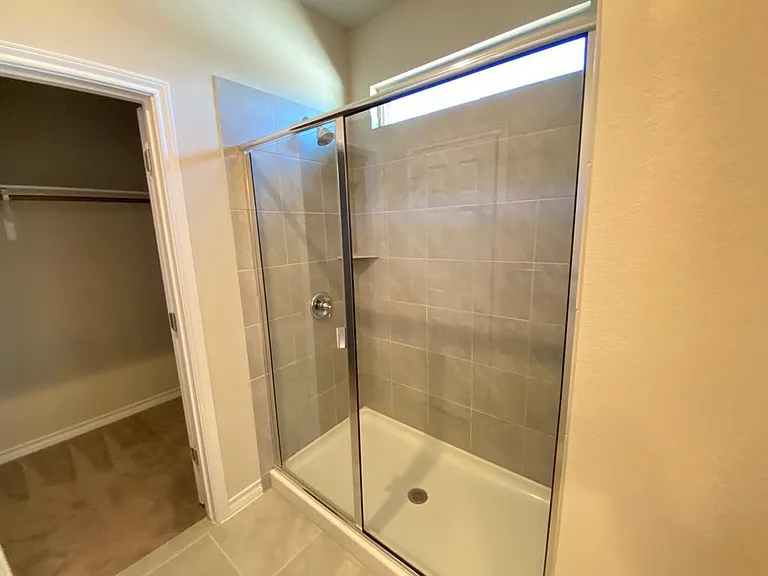 5904 Daly Dr — Photo 11