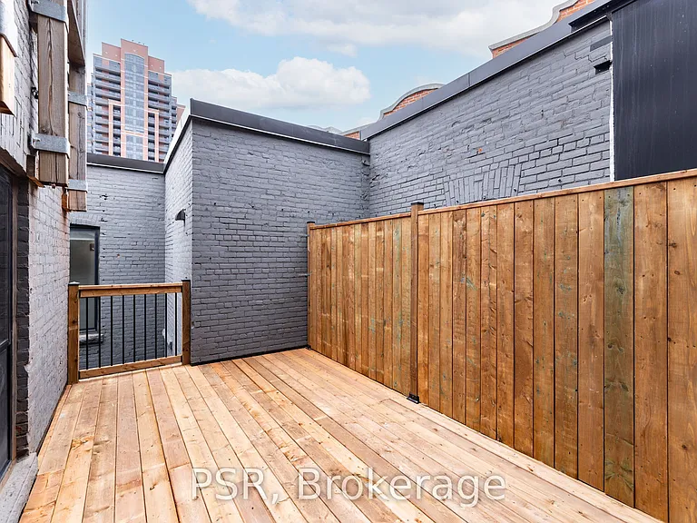 2870 Dundas St W #212 — Photo 6