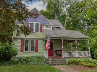11 Plains Rd, Moodus, CT 06469