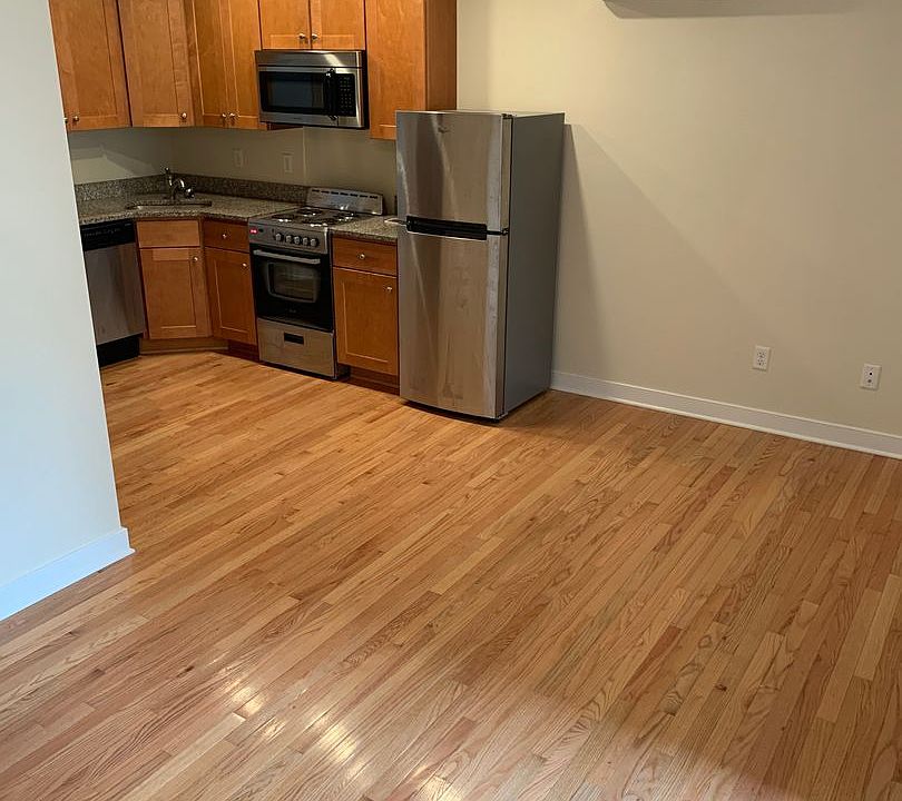 1st image of 3500 Grove Ave #7