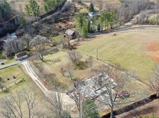 134 Phillips Valley Rd, Mars Hill, NC 28754