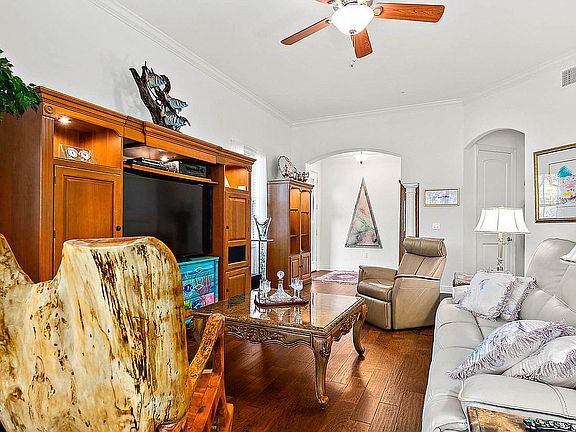 4th image of 140 Avenue De La Mer Aly #1701