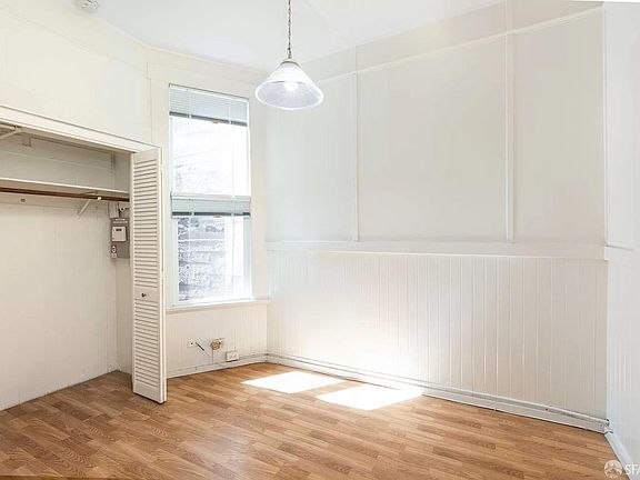 5th image of 10 Moss St APT A