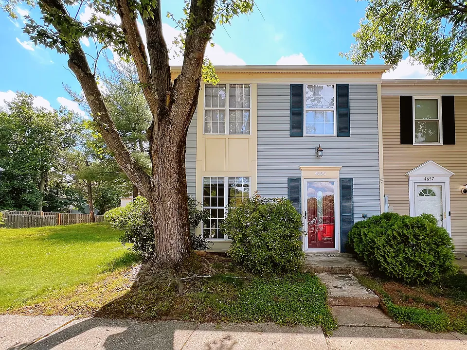 4658 Grosbeak Pl