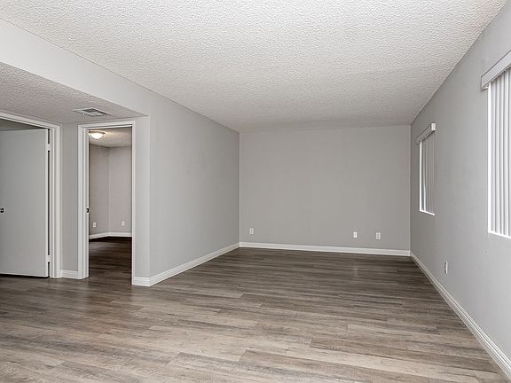 4th image of 1349 Elm Ave APT C