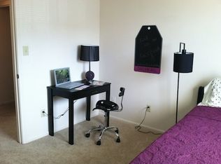 1644 Village Dr E APT C, Greenfield, IN 46140