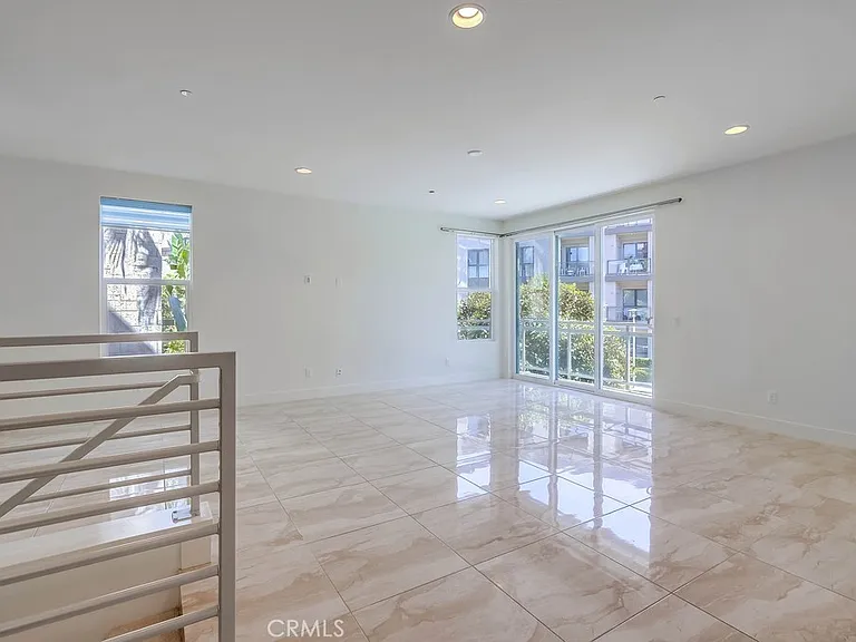 67 Lennox — Photo 6
