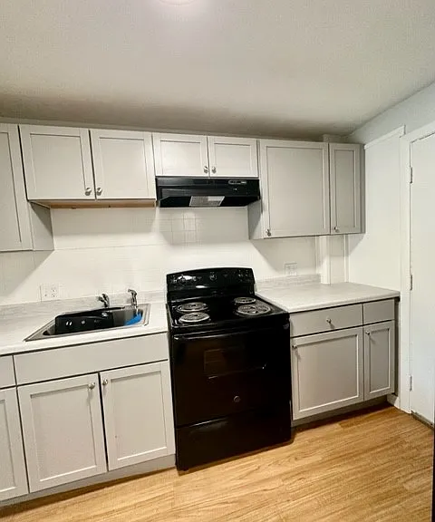 480 Norfolk St — Photo 12