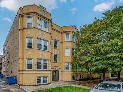 2251 W Rosemont Ave APT 1, Chicago, IL, 60659