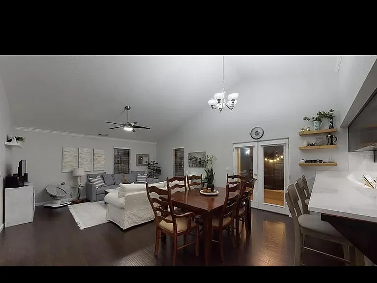 1343 Harness Ct — Photo 4