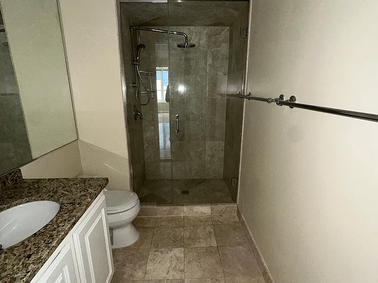 345 N La Salle Dr #2006 — Photo 6