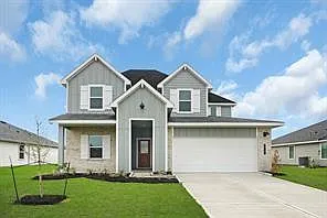 4 bed, 2.5 bath, 2453 sqft, $2,775 — Photo 1