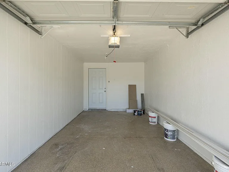 3650 E Eugie Ave — Photo 22
