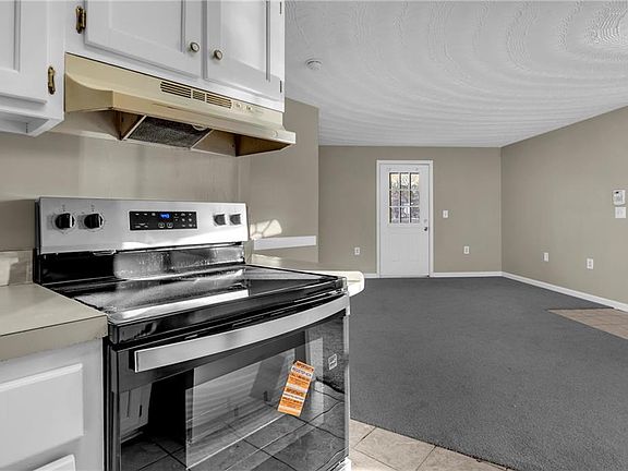 4th image of 1232 Norview Ave #C-101