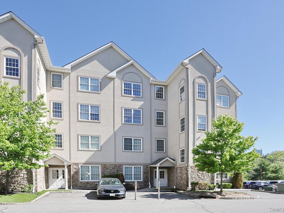 1st image of 1302 Parkview Drive