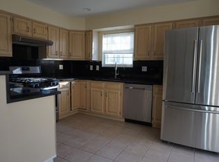 183 Shrewsbury Ct #183, Pennington, NJ 08534