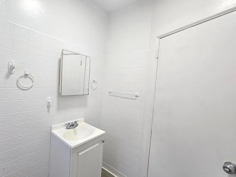 4436 N Chadwick St — Photo 19