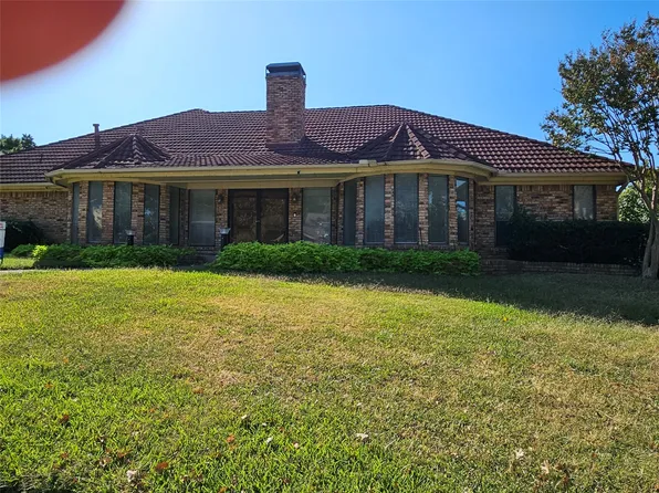 410 Washington Dr, Arlington, TX 76011