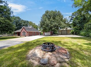 822 Sentinel Oaks, Pinehurst, TX 77362