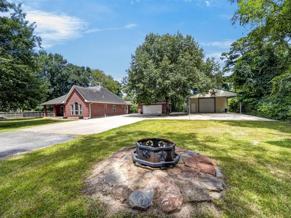 822 Sentinel Oaks, Pinehurst, TX 77362