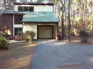 517 Shelton Dr, Aberdeen, NC 28315