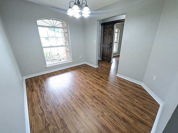 5th image of 9939 Parker Lake Cir