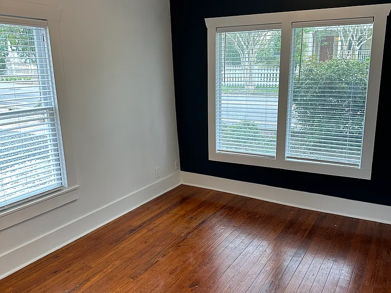 205 E Voorhis Ave #205 — Photo 9