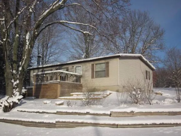 10070 Keller Rd, Delton, MI 49046