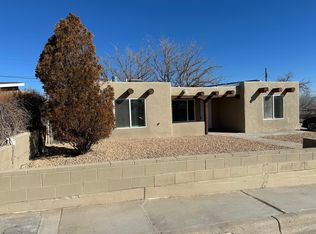 232 55th St NW, Albuquerque, NM 87105