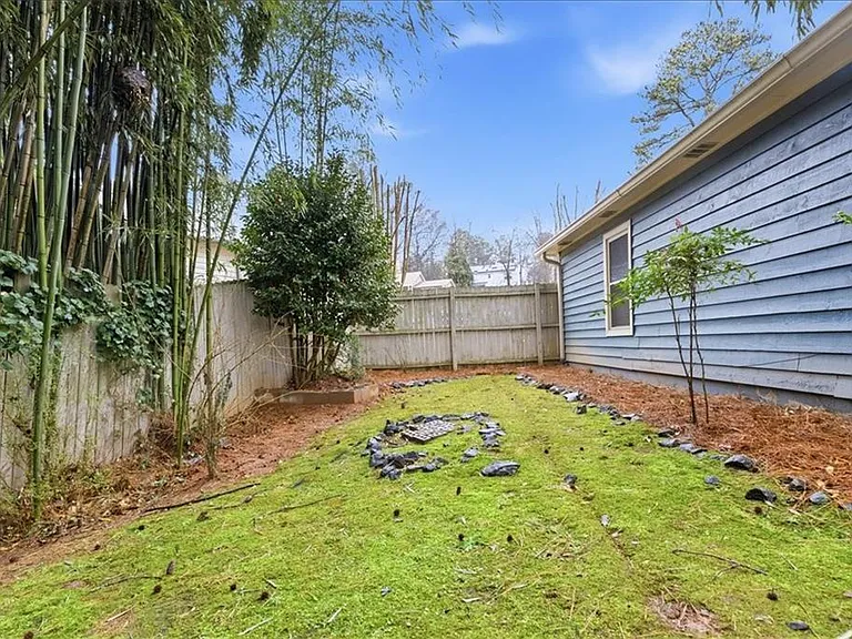 2025 Kristian Way — Photo 27