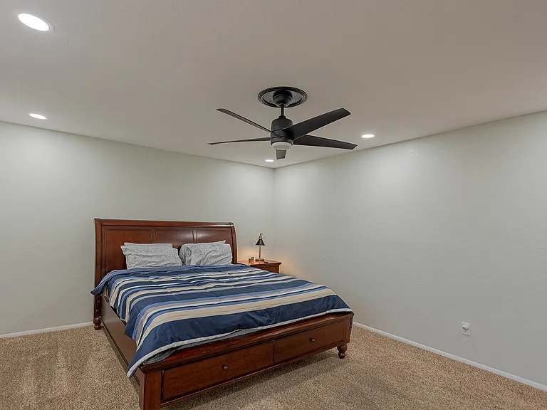 2312 Warbler Ln — Photo 17