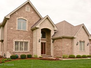 10659 Olde Mill Dr, Orland Park, IL 60467