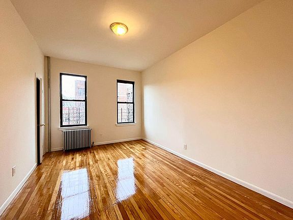 3rd image of 240 E 175th St APT 310