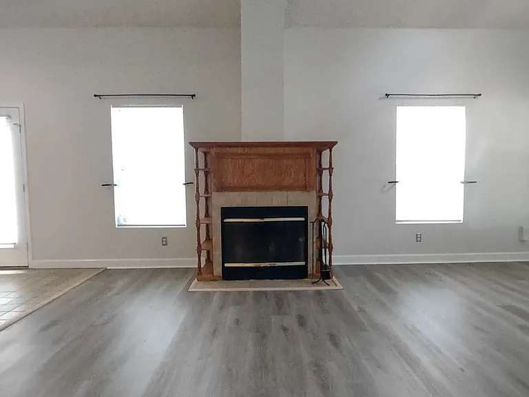 Belfry Dr — Photo 6